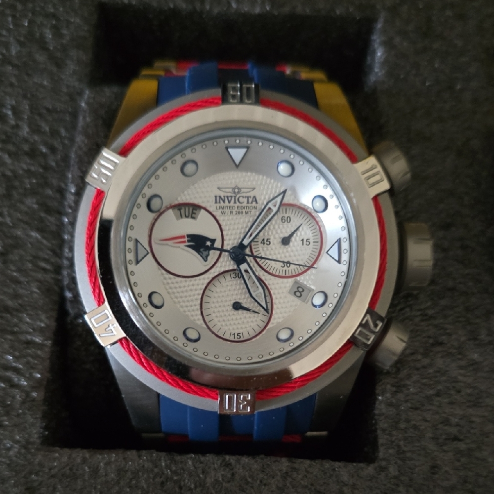 Invicta Men's New England Patriots Silvertone and Multicolor Chronograph Watch